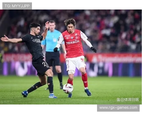 莱万金球奖排名引热议，遗憾再成焦点